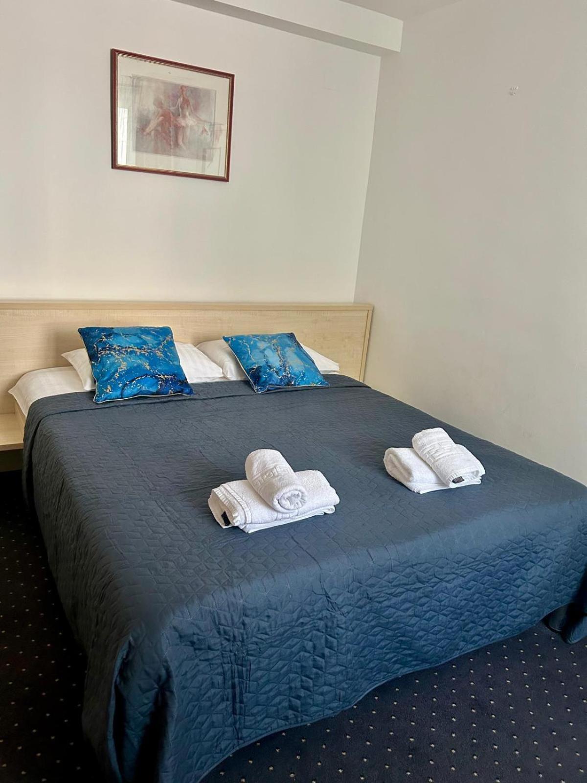 Hotel Pacific Timisoara Bagian luar foto