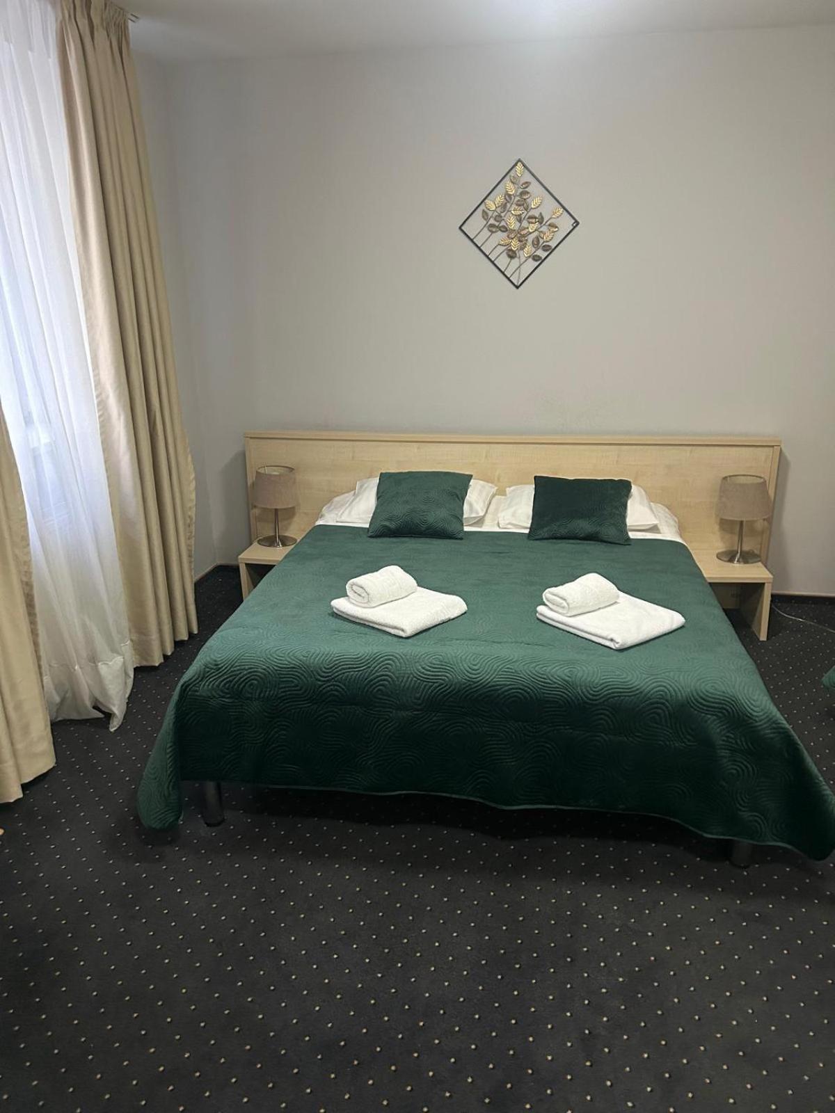 Hotel Pacific Timisoara Bagian luar foto