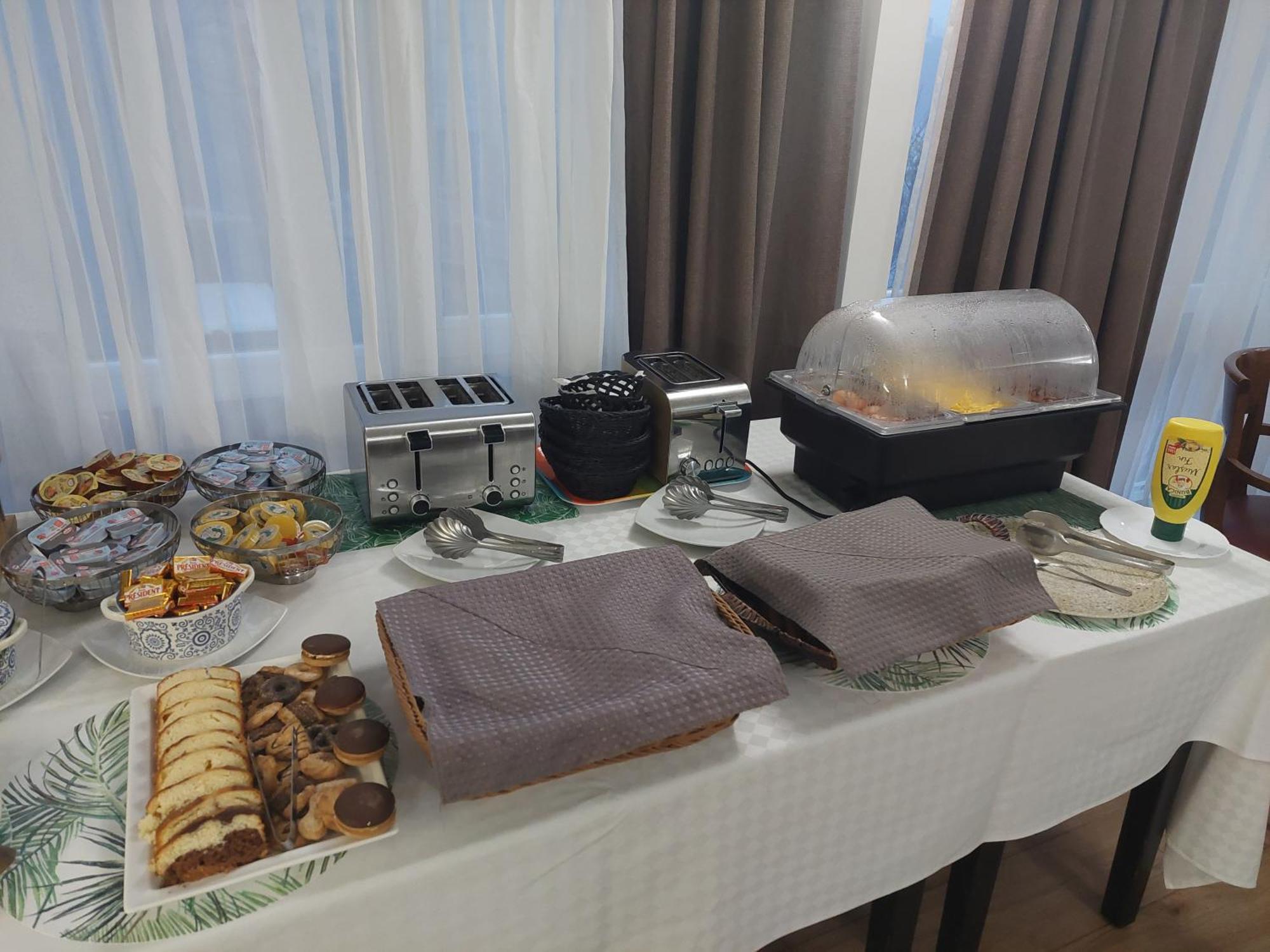 Hotel Pacific Timisoara Bagian luar foto