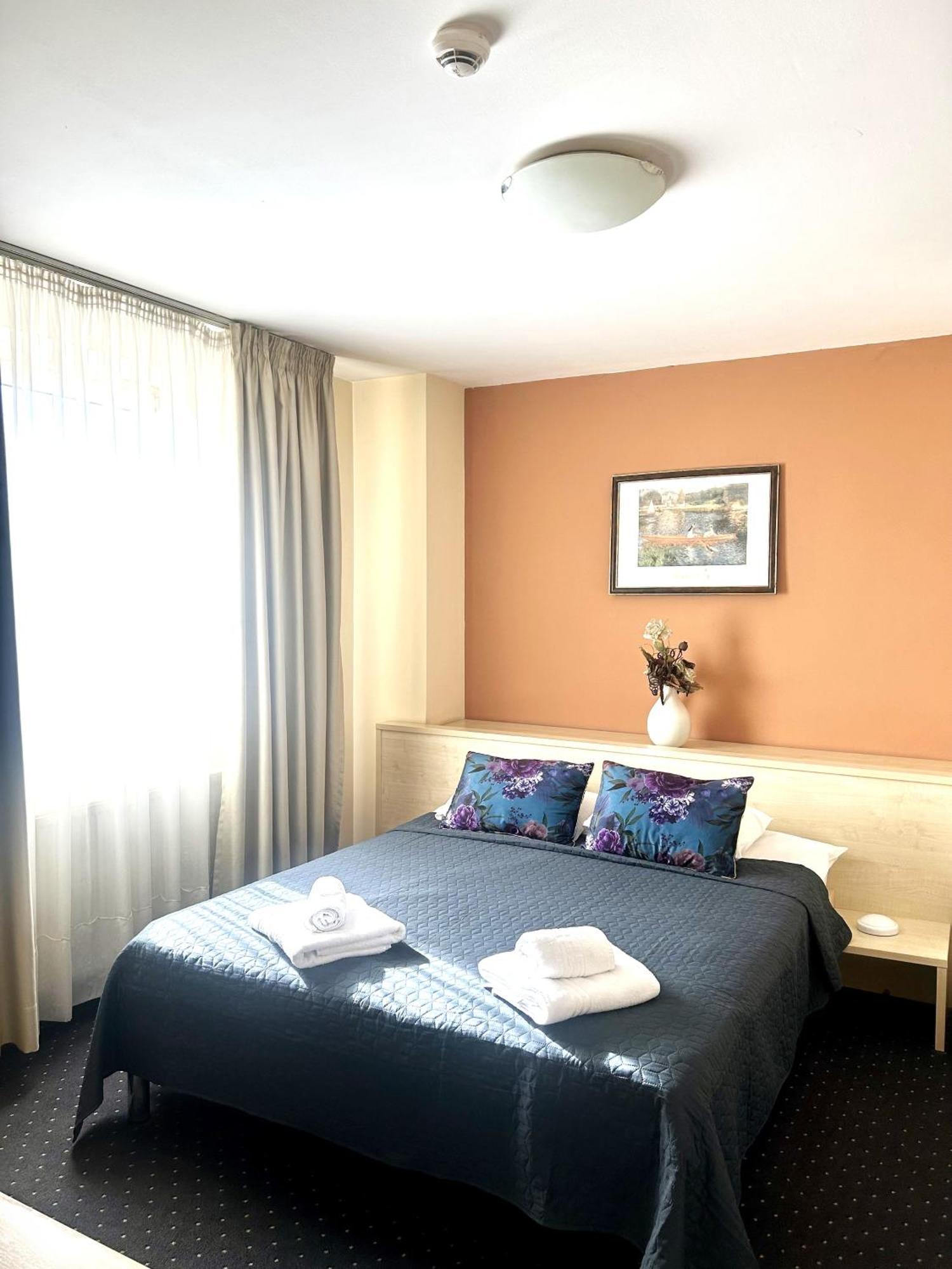 Hotel Pacific Timisoara Bagian luar foto